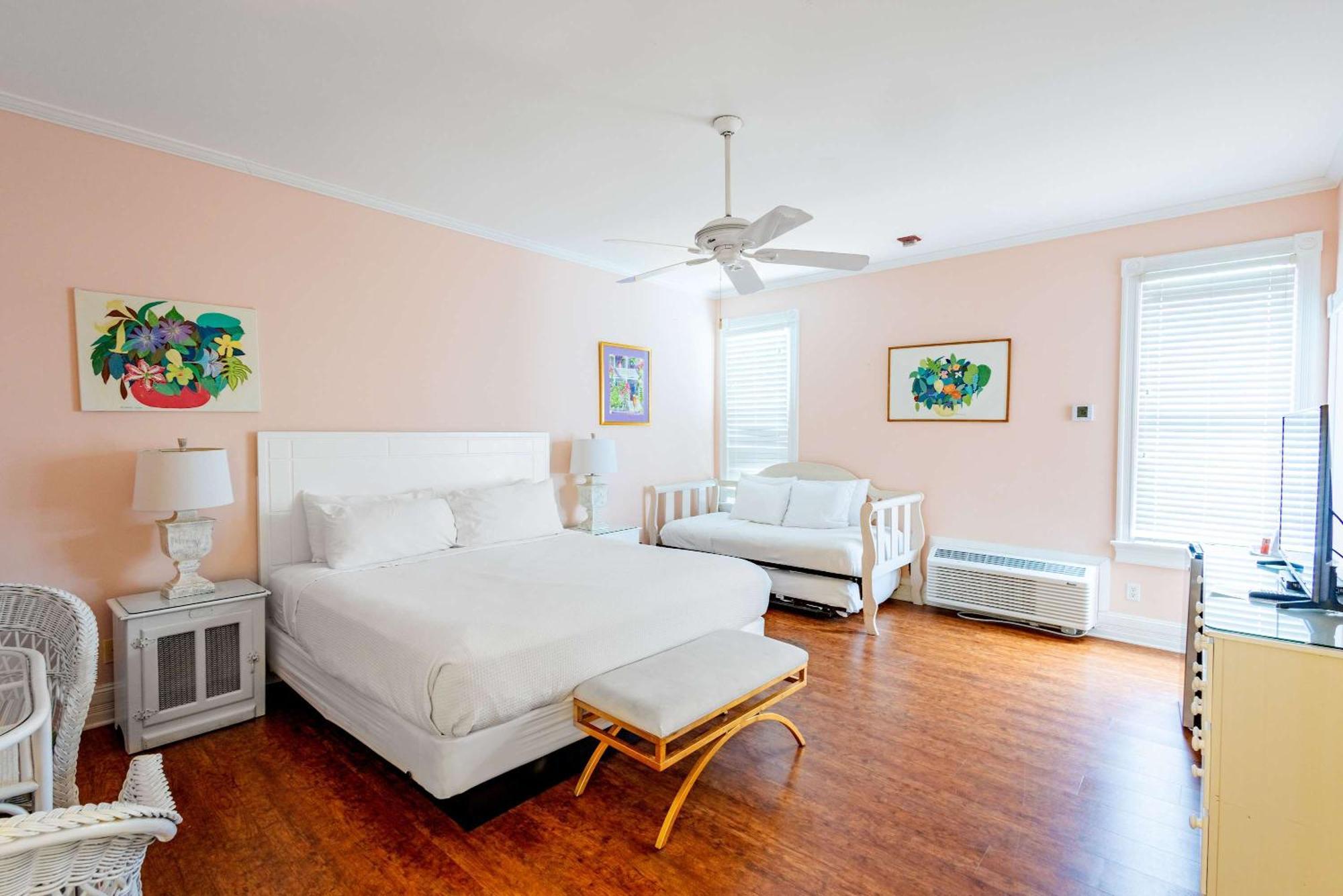 King Suite At Curry Mansion With Heated Pool! Key West Exterior photo
